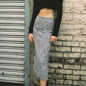 Brandy Melville cheetah print skirt